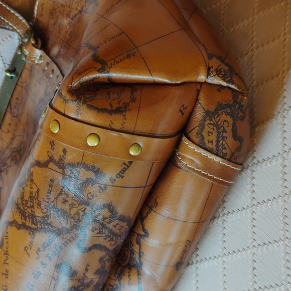 Patricia Nash Benvenuto Tote - Picture 5 of 12